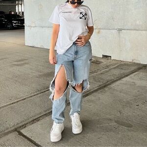 Zara Light Wash Distressed Jeans